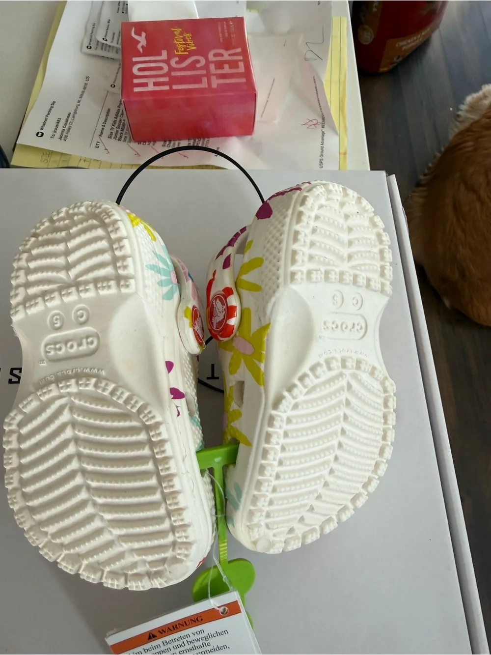 CROCS Kids White Floral Clog with Yellow, Pink & Purple Flowers Size 5c